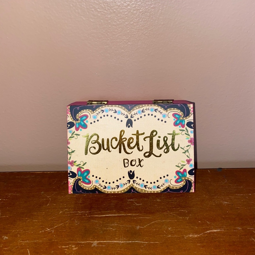 Bucket list box